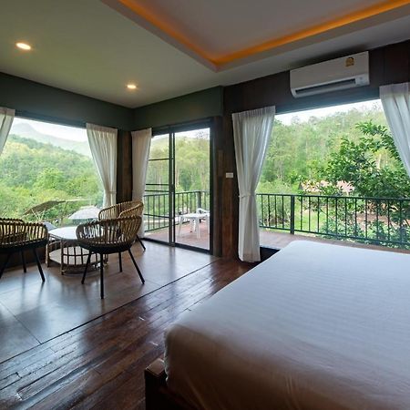 Tawan Riverside Mae Wang Exterior photo