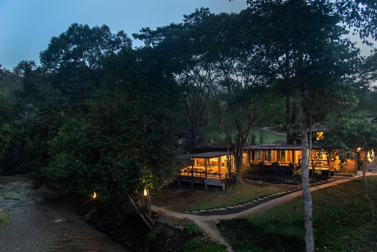 Tawan Riverside Mae Wang Exterior photo